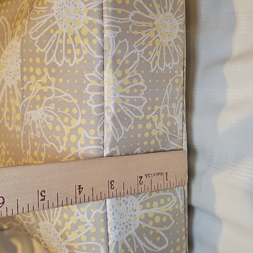 Beyond A Bag Gray And Yellow Floral Tote Bag - Picture 9 of 17